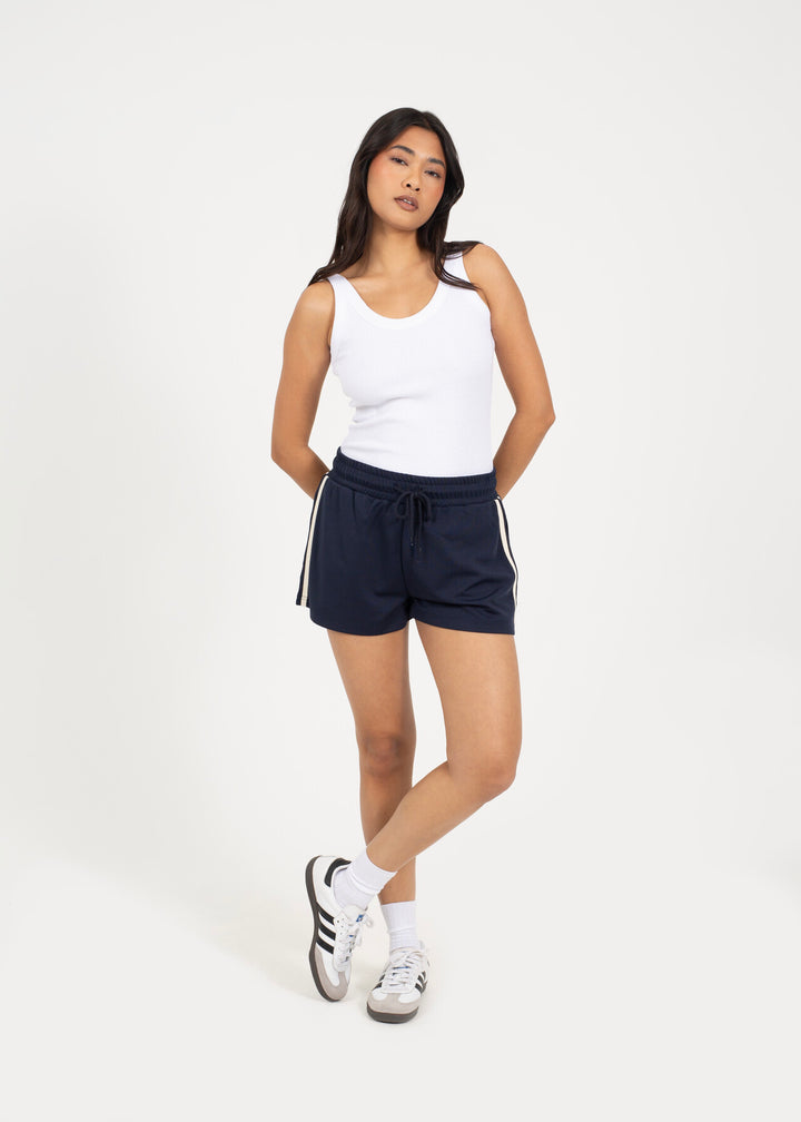 SCOOP NECK BASIC STRAPPY DESIGN BODYSUIT, WHITE