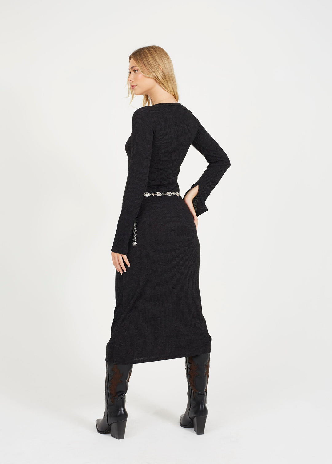 LONG SLEEVE CREW NECK MAXI DRESS WITH ALL OVER RIB, BLACK