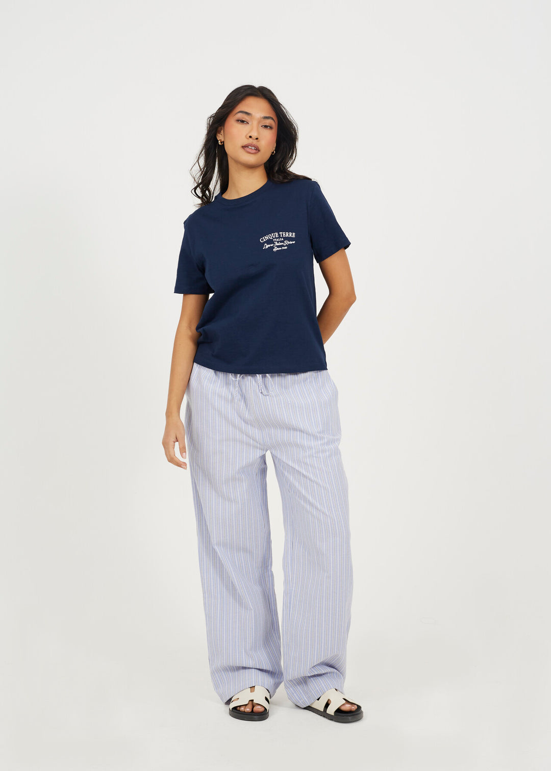 EMBROIDED CREW NECK BOXY T-SHIRT, NAVY/CREAM