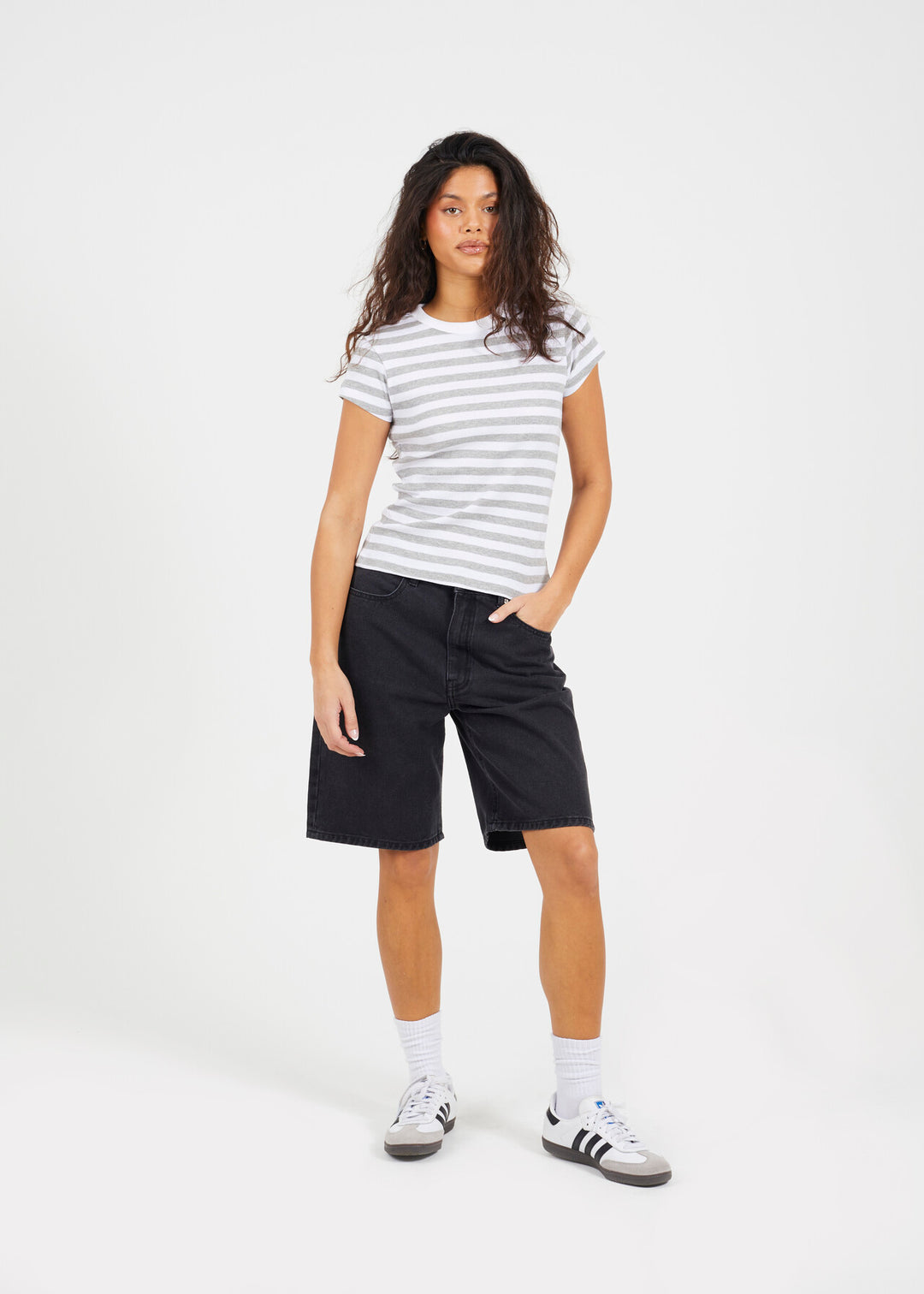 STRIPED RIBBED SHORT SLEEVE T-SHIRT