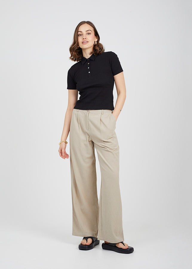 SHORT SLEEVED POLO TOP