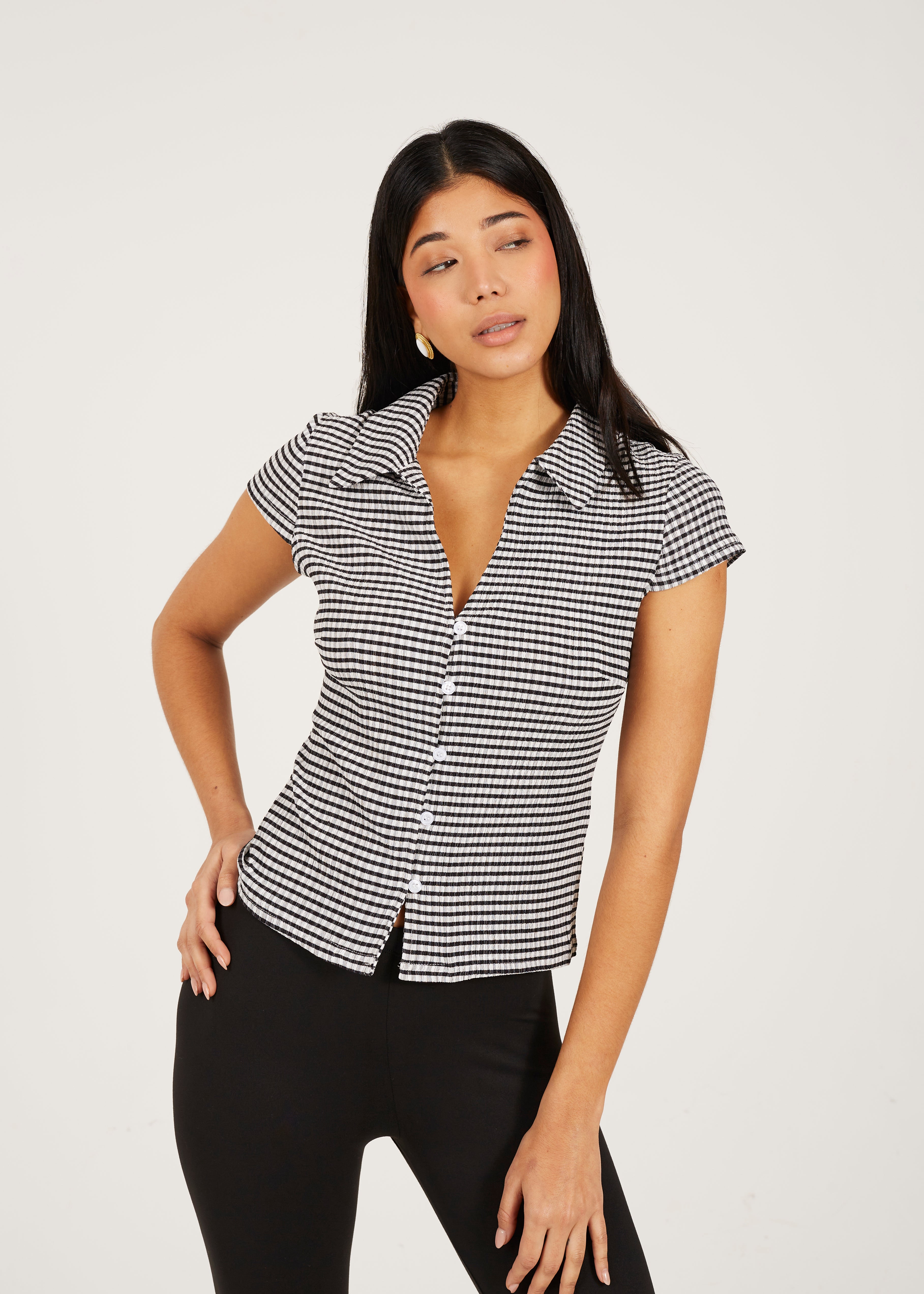 WOMENS V-NECK GINGHAM SHORT SLEEVE SHIRT – Whispering Smith