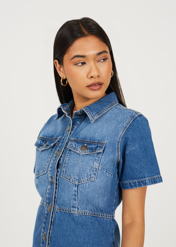 BUTTON DOWN COLLARED  SHORT SLEEVE DENIM DRESS, MID BLUE