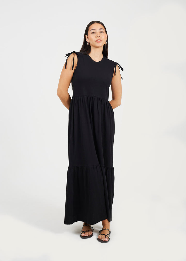 CREW NECK MAXI DRESS  WITH RUCHED SHOULDER DETAIL, BLACK