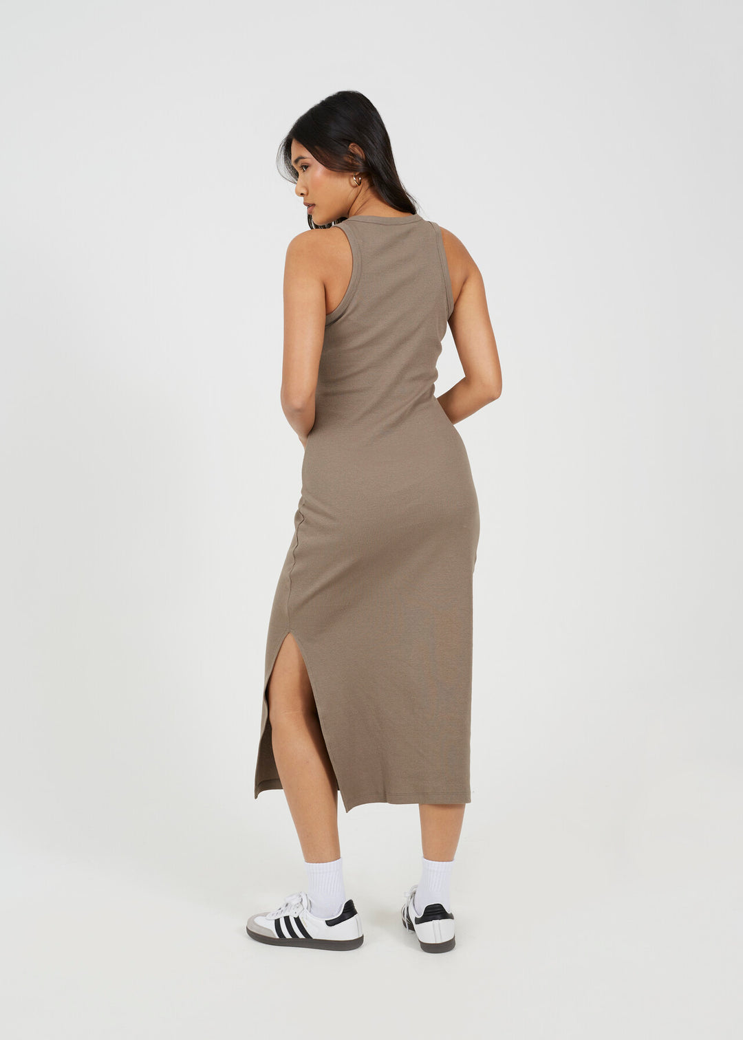 CREW NECK  MIDI BODYCON DRESS WITH SLIT DETAIL, ROCK