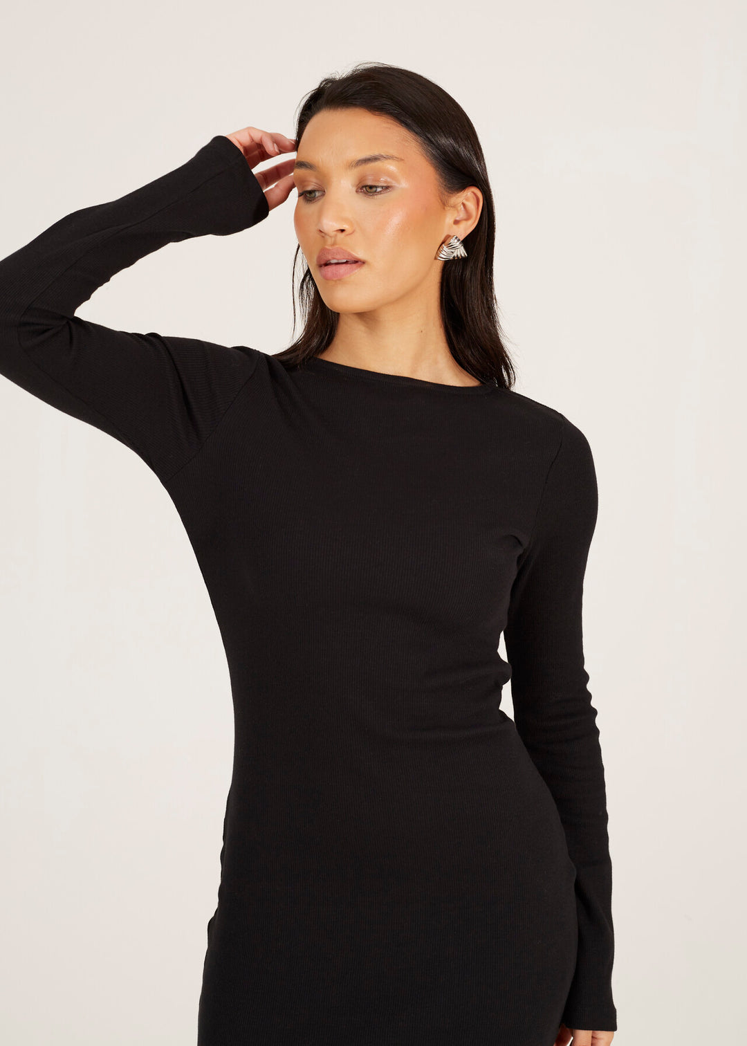 LONG SLEEVE RIBBED MAXI DRESS WITH SLIT DETAIL