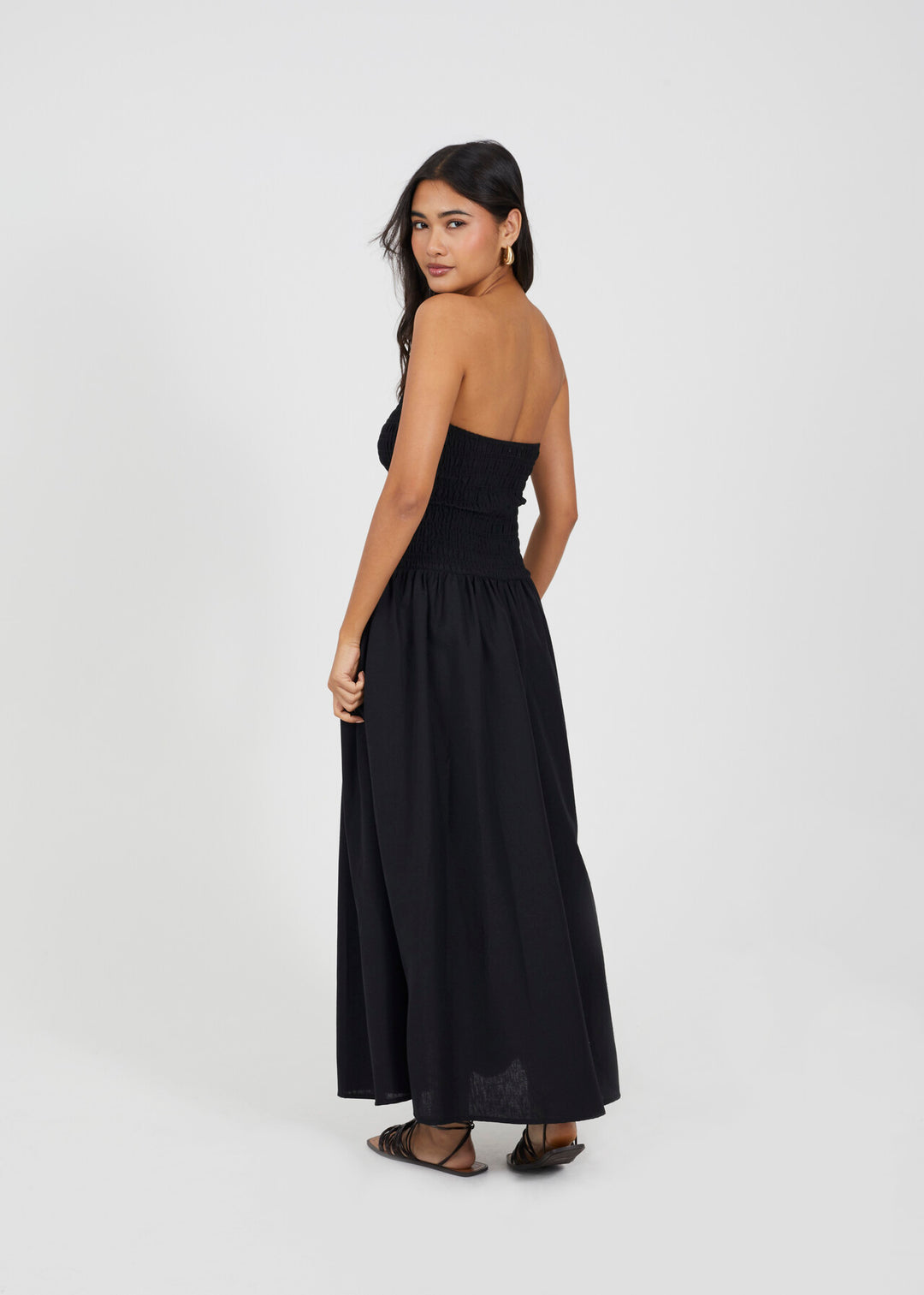 STRAPLESS SHEERING MIDI DRESS, BLACK
