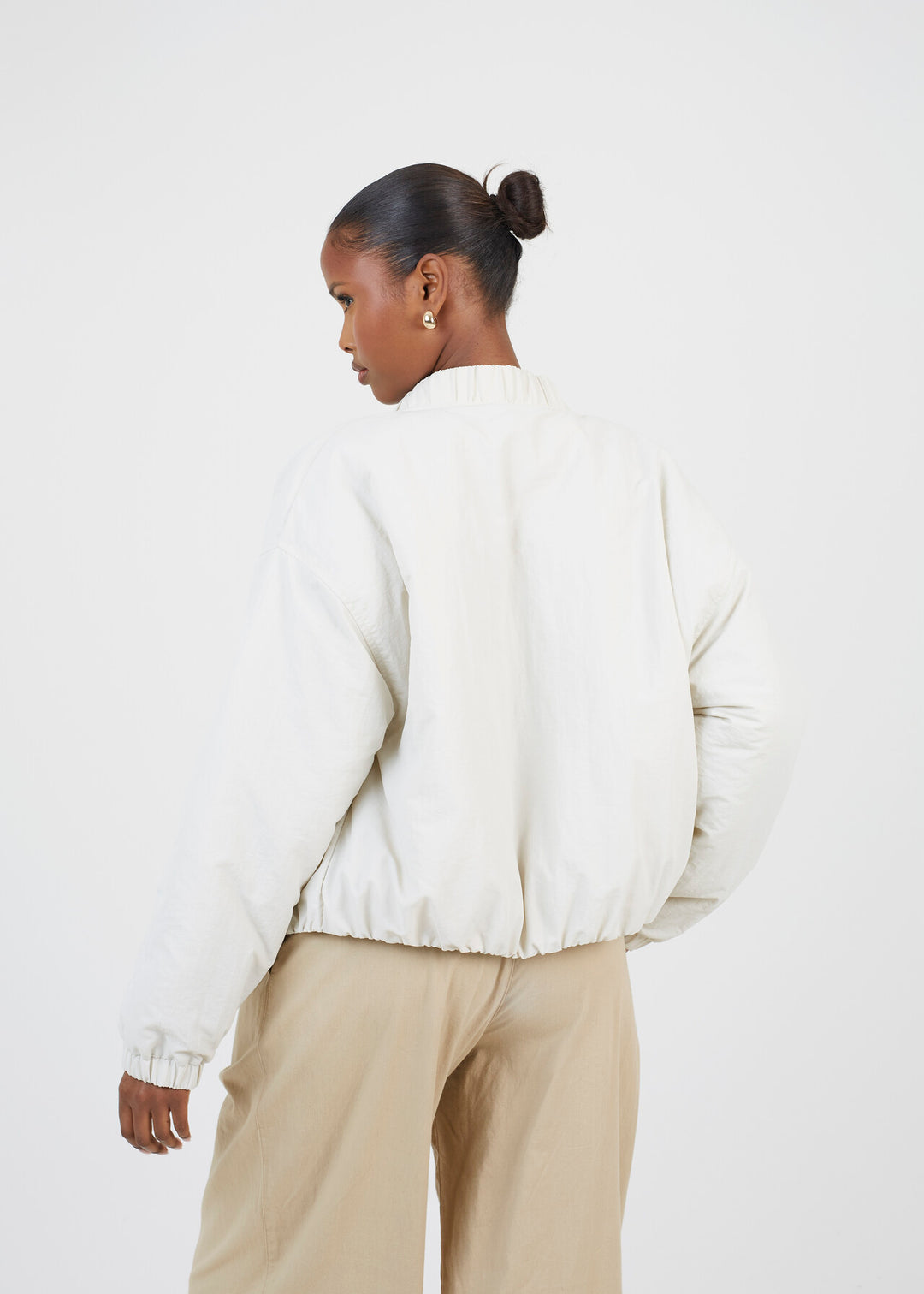 SHORT ELASTICATED JACKET, STONE