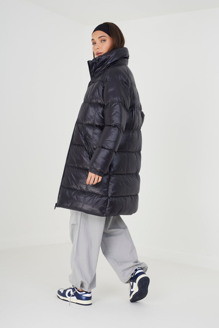 BLACK HIGH SHINE LONGER LENGTH PUFFER COAT