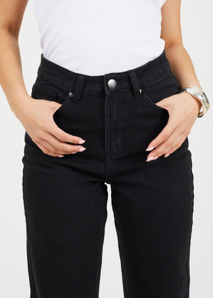 HIGH WASITED STRAIGHT LEG JEANS, BLACK