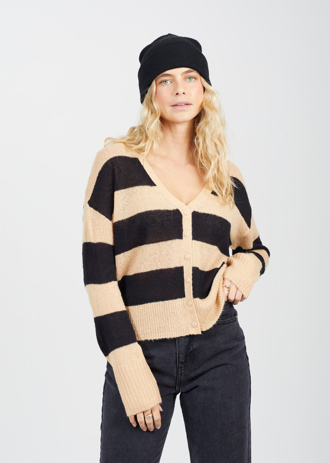 LOOSE KNIT STRIPE CARDIGAN, CAMEL & BLACK