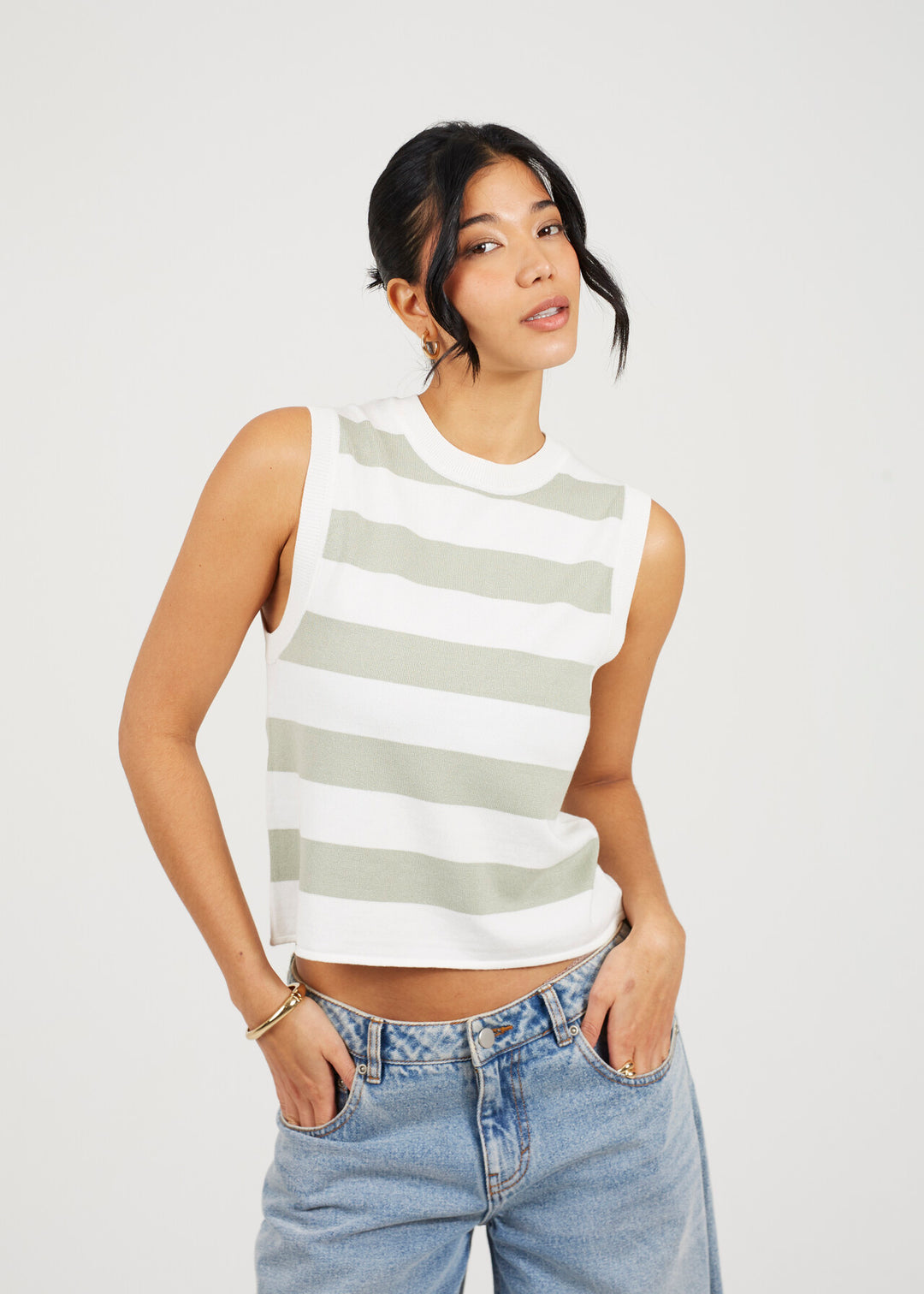 CREW NECK KNITTED TANK TOP, WHITE/SAGE