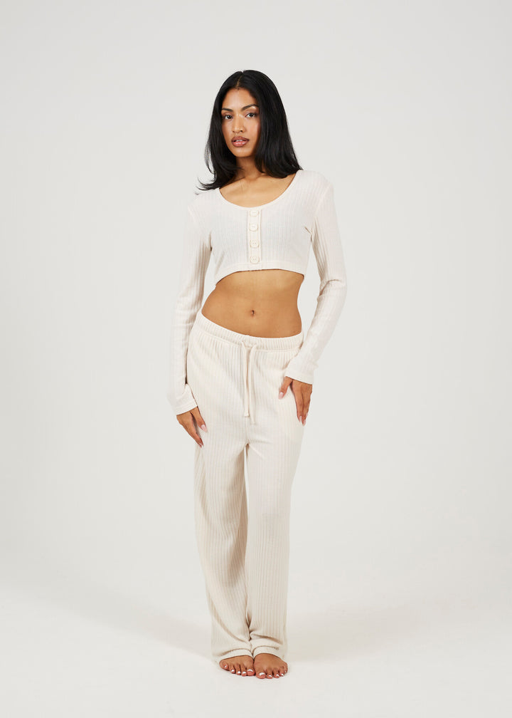 IVORY RIBBED TWO PIECE LOUNGEWEAR SET