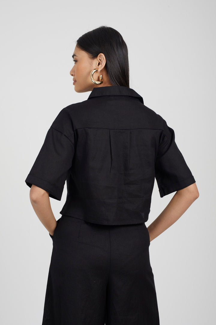 SAND SHORT SLEEVE CROPPED PATCH POCKET SHIRT