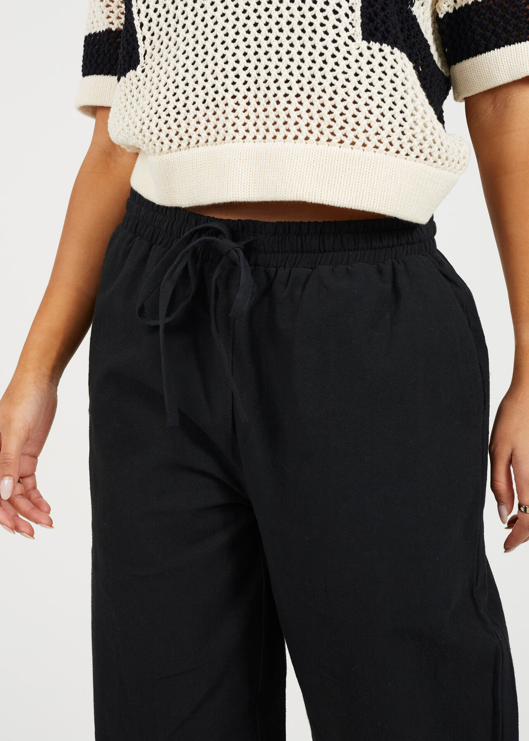 RELAXED FIT DRAWCORD STRAIGHT LEG LINEN TROUSERS, BLACK