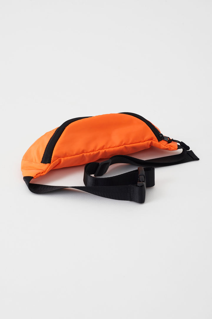 ADJUSTABLE STRAP DETAIL NEON ORANGE BUM BAG
