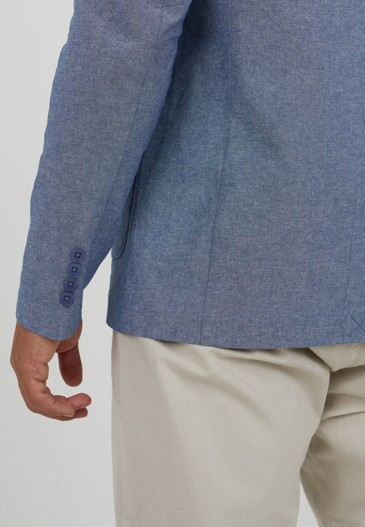 LIGHT BLUE BUTTON THROUGH THREE POCKET CHAMBRAY BLAZER