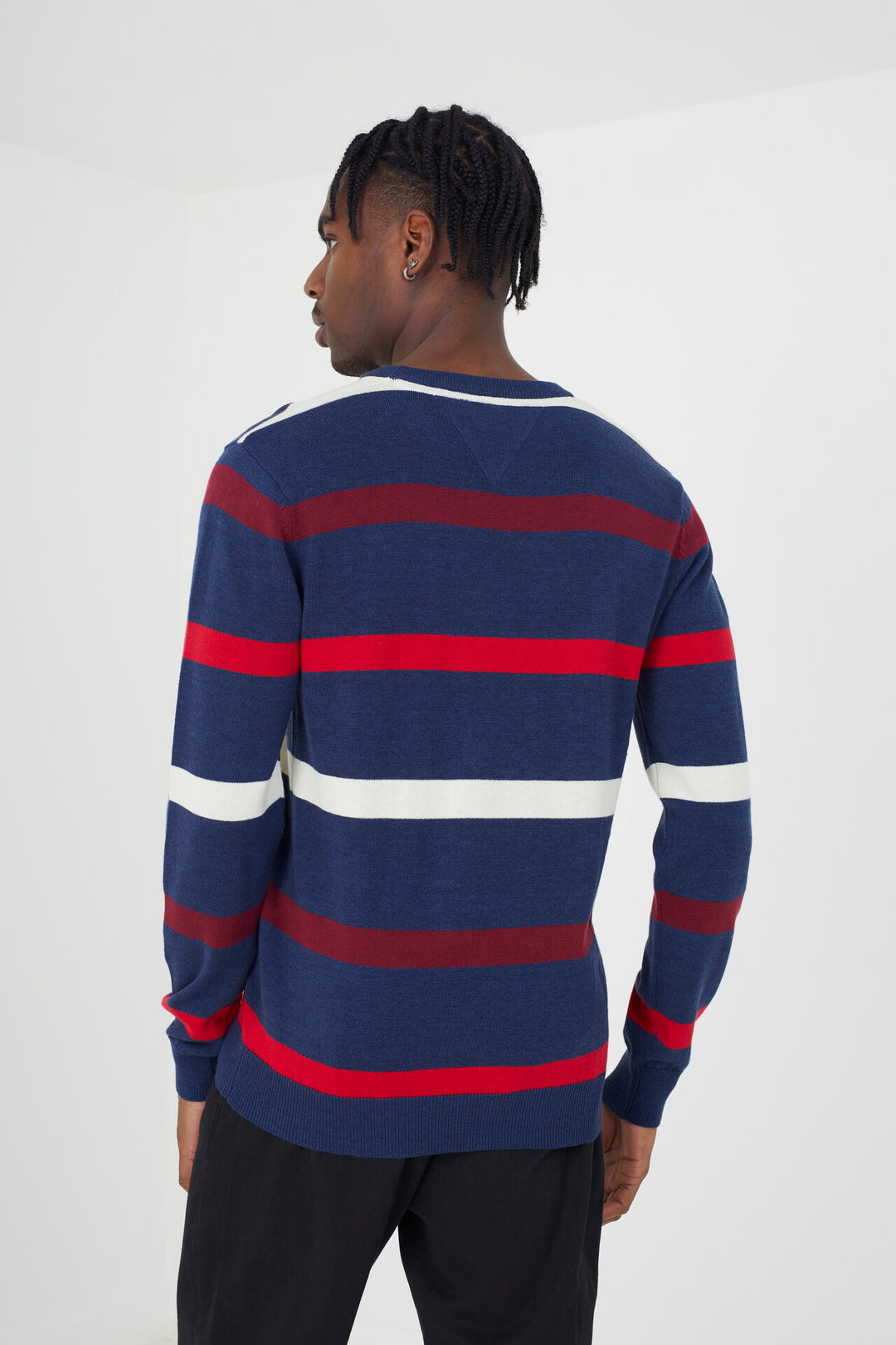 CREW NECK JUMPER WITH ALL OVER CONTRST STRIPE