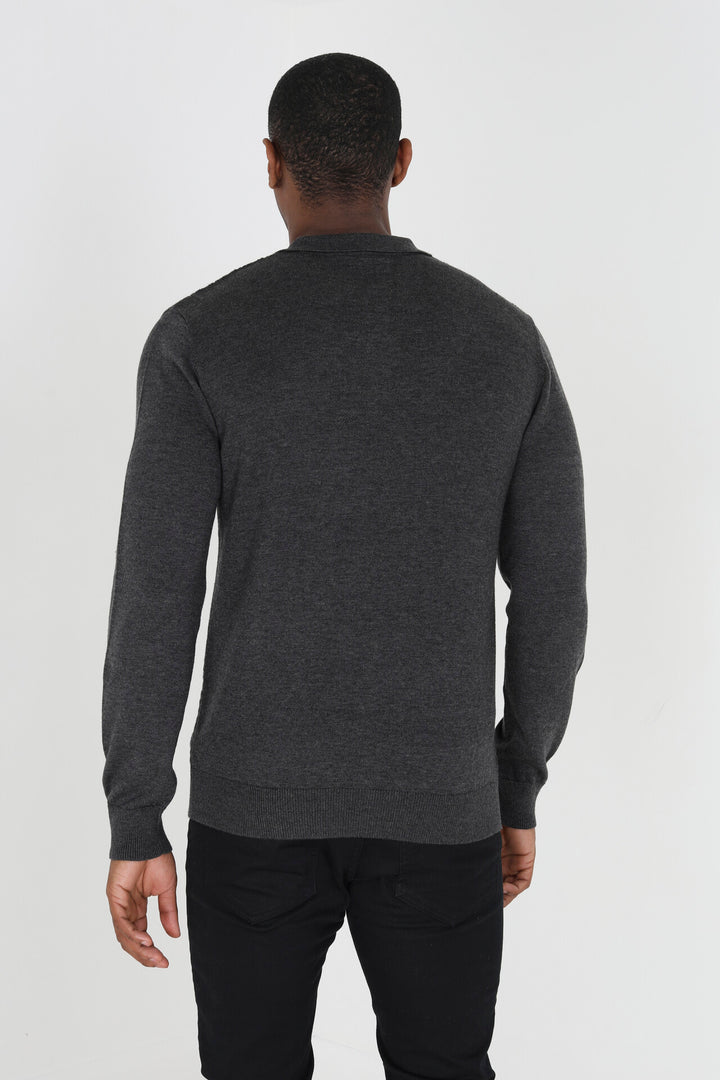TEXTURED FRONT PANEL JUMPER WITH BUTTON COLLAR