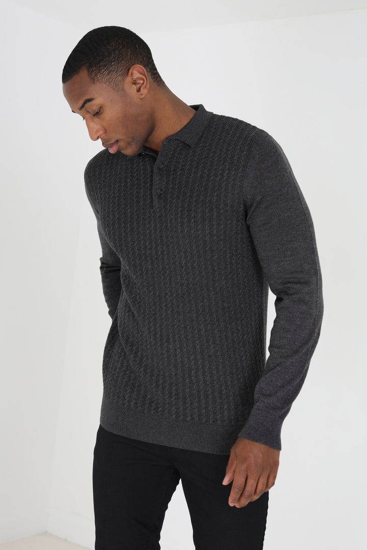 TEXTURED FRONT PANEL JUMPER WITH BUTTON COLLAR