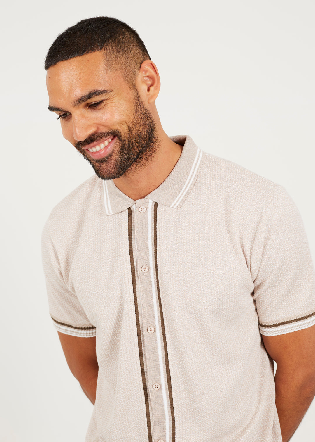 JACQUARD KNITTED POLO WITH CONTRAST STRIPE