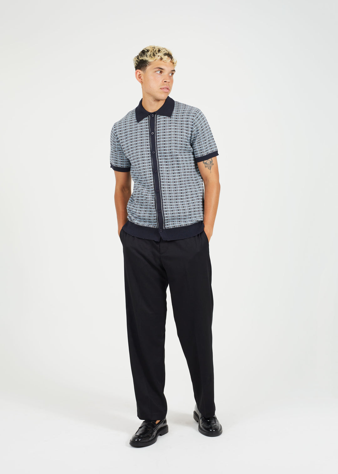 SHORT SLEEVED JACQUARD KNIT POLO SHIRT, NAVY