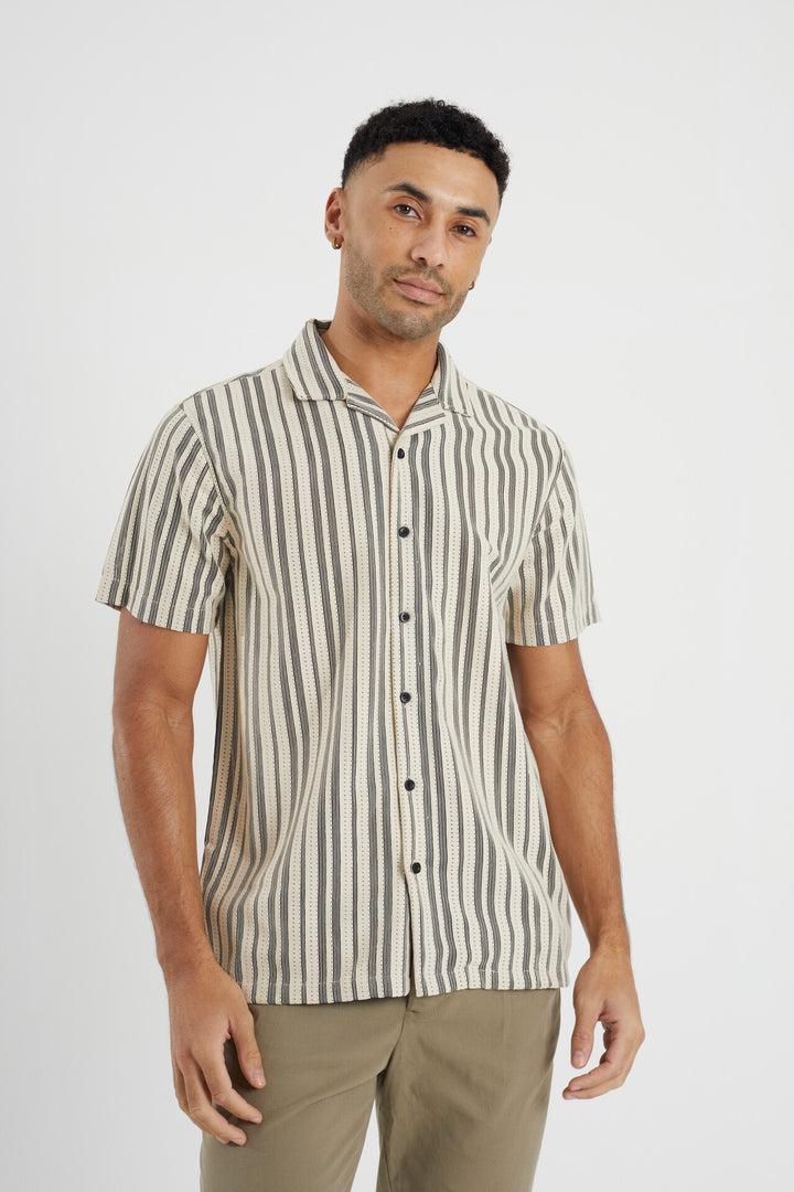 REGULAR FIT STRIPED WOVEN SHIRT