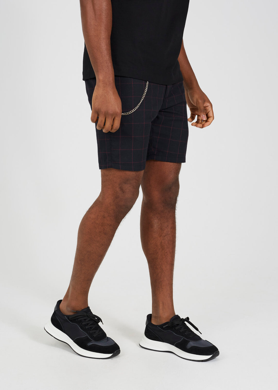 BLACK CHECKED METAL CHAIN DETAIL SHORTS