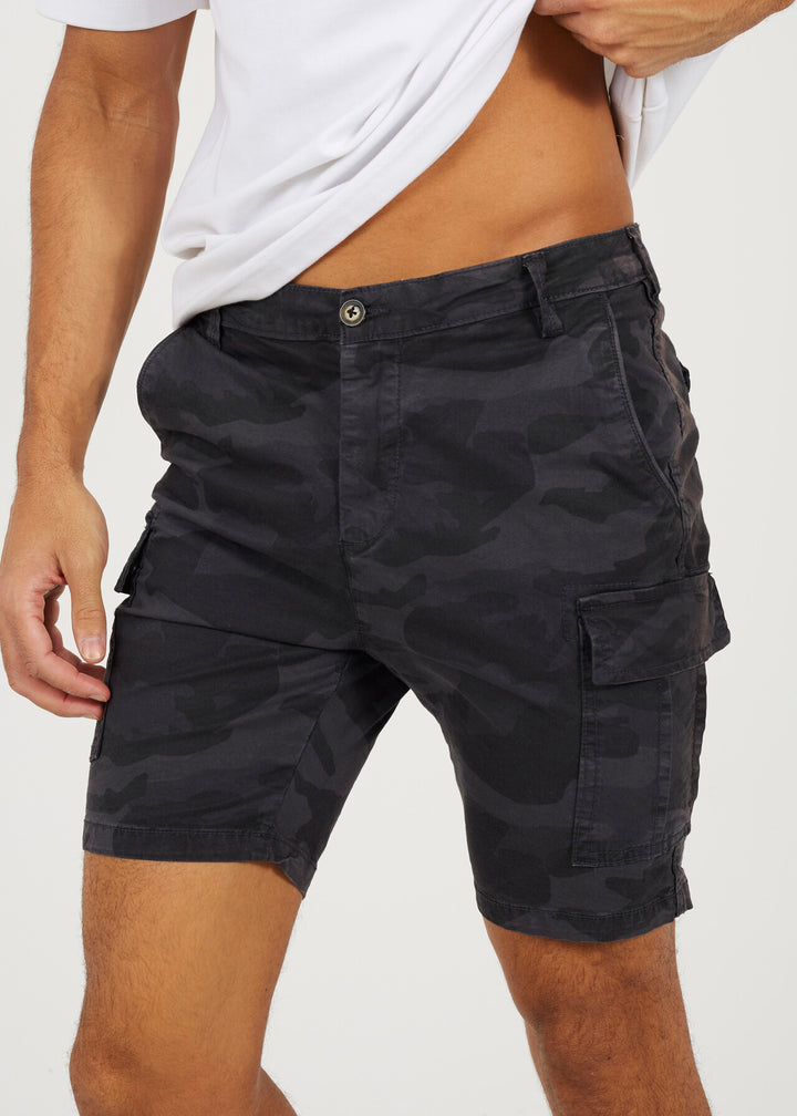 NAVY CAMOUFLAGE PRINT UTILITY SHORTS