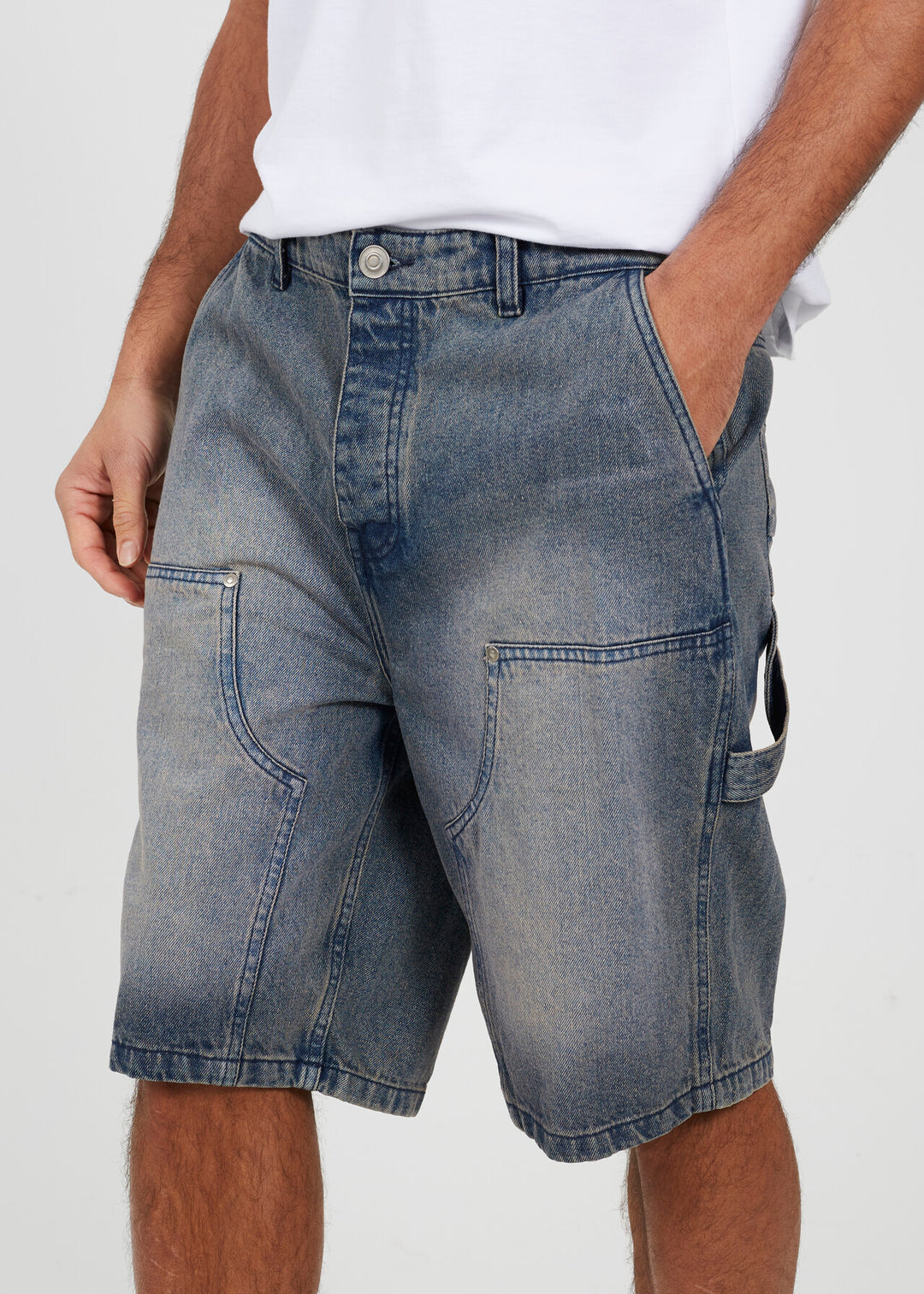 CARPENTER DENIM SHORTS, MID BLUE