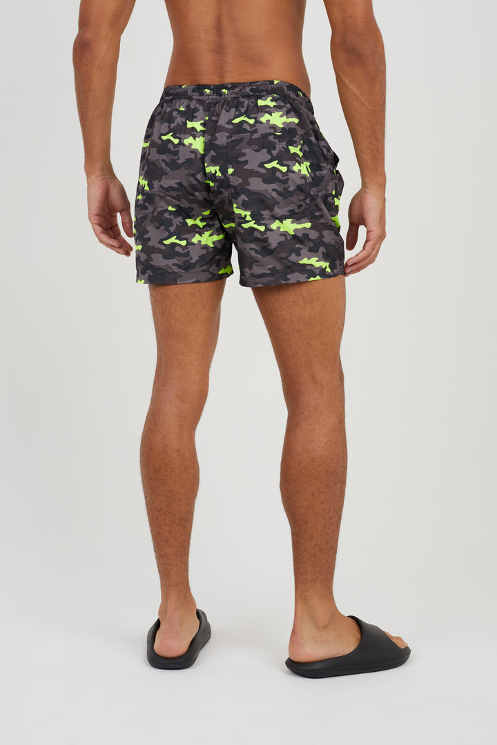 CAMOUFLAGE DESIGN DRAWSTRING SWIM SHORTS