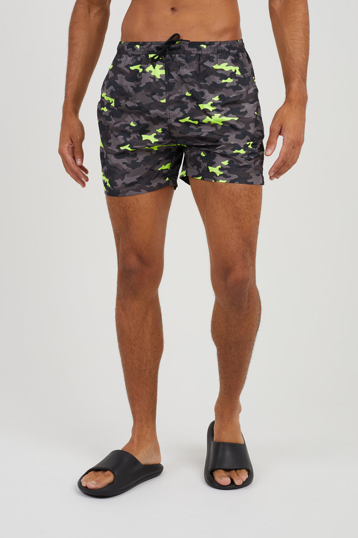 CAMOUFLAGE DESIGN DRAWSTRING SWIM SHORTS