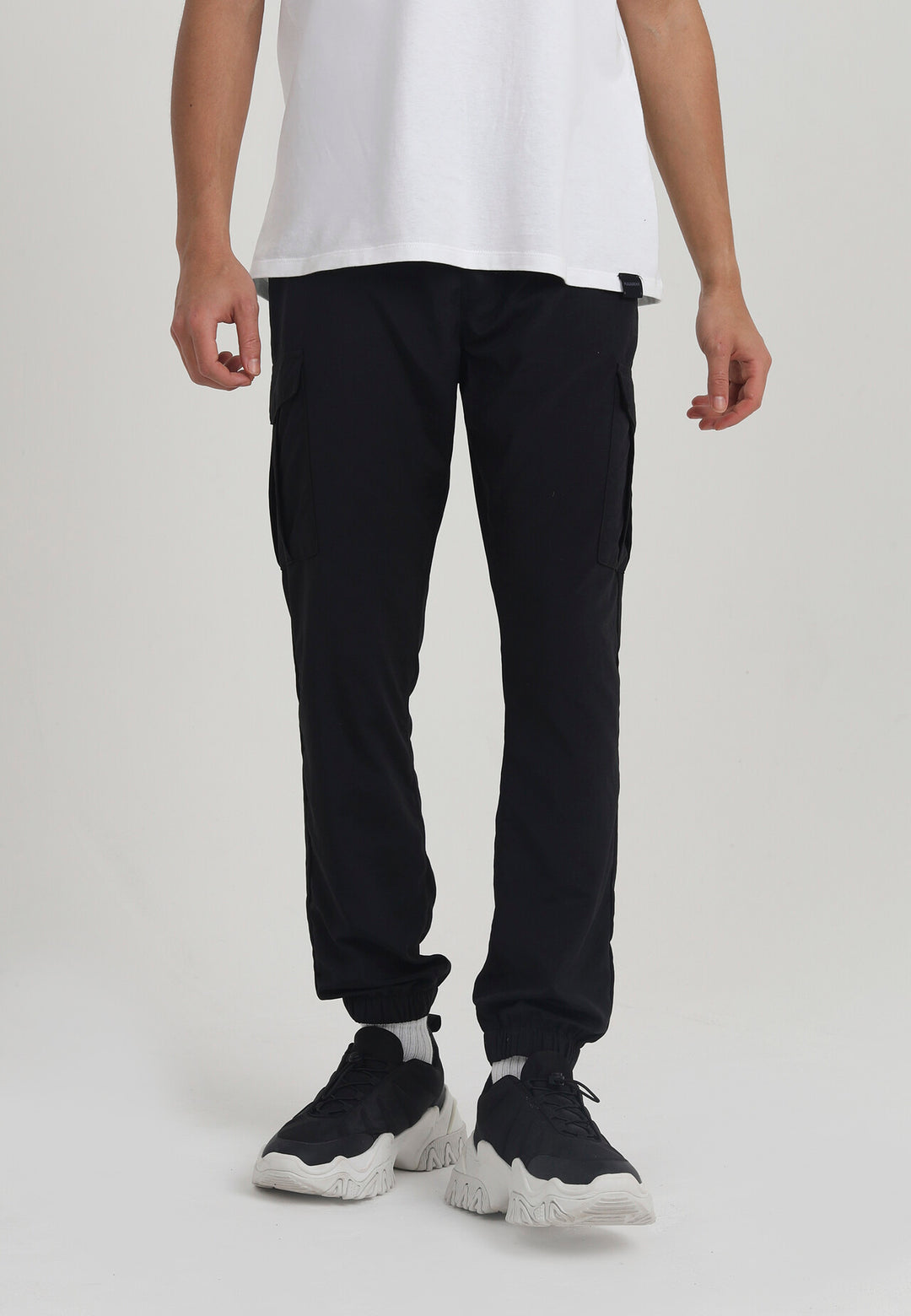 BLACK TASLAN CARGO POCKET ELASTICATED TROUSERS