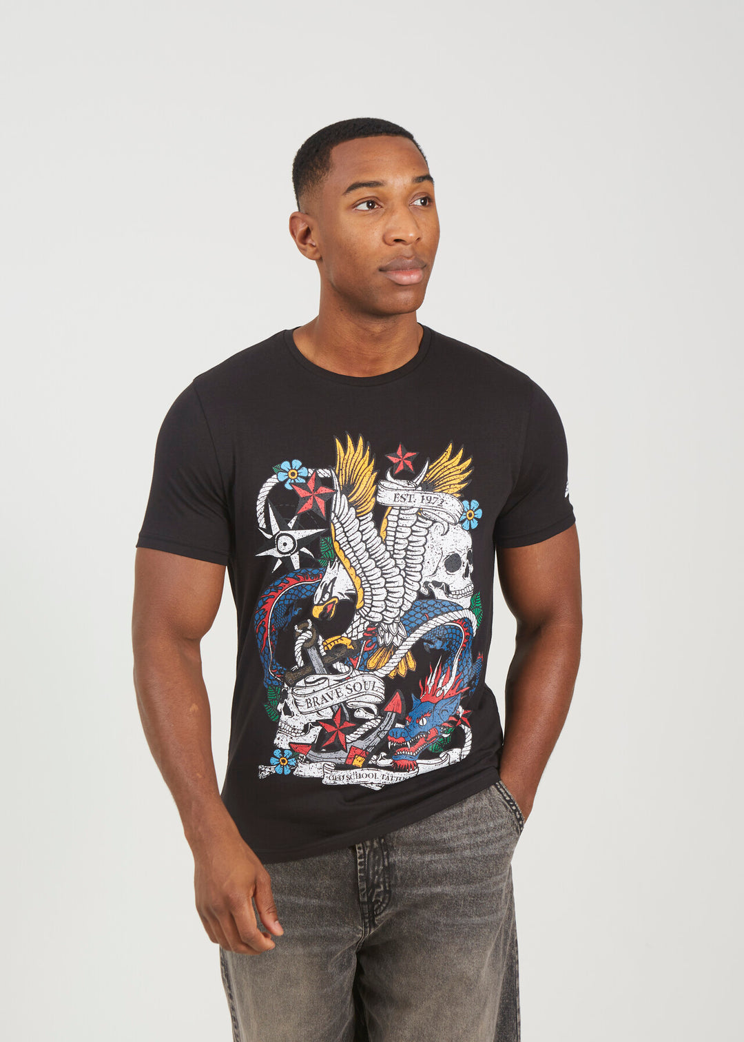 CREW NECK GRAPHIC T-SHIRT, PLASTER AND JET BLACK