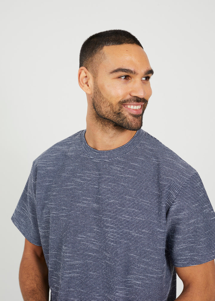 OVERSIZED MOCK NECK T-SHIRT