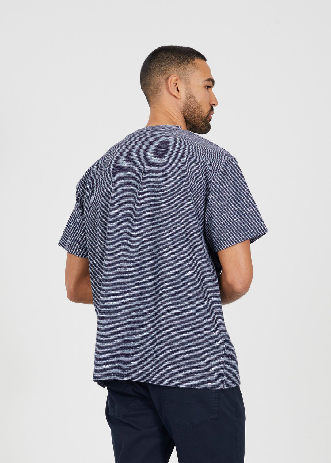 OVERSIZED MOCK NECK T-SHIRT