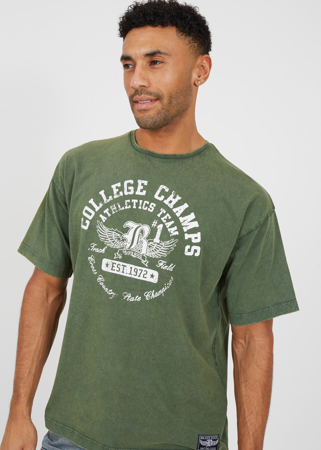 'COLLEGE CAMPUS' PRINTED T-SHIRT