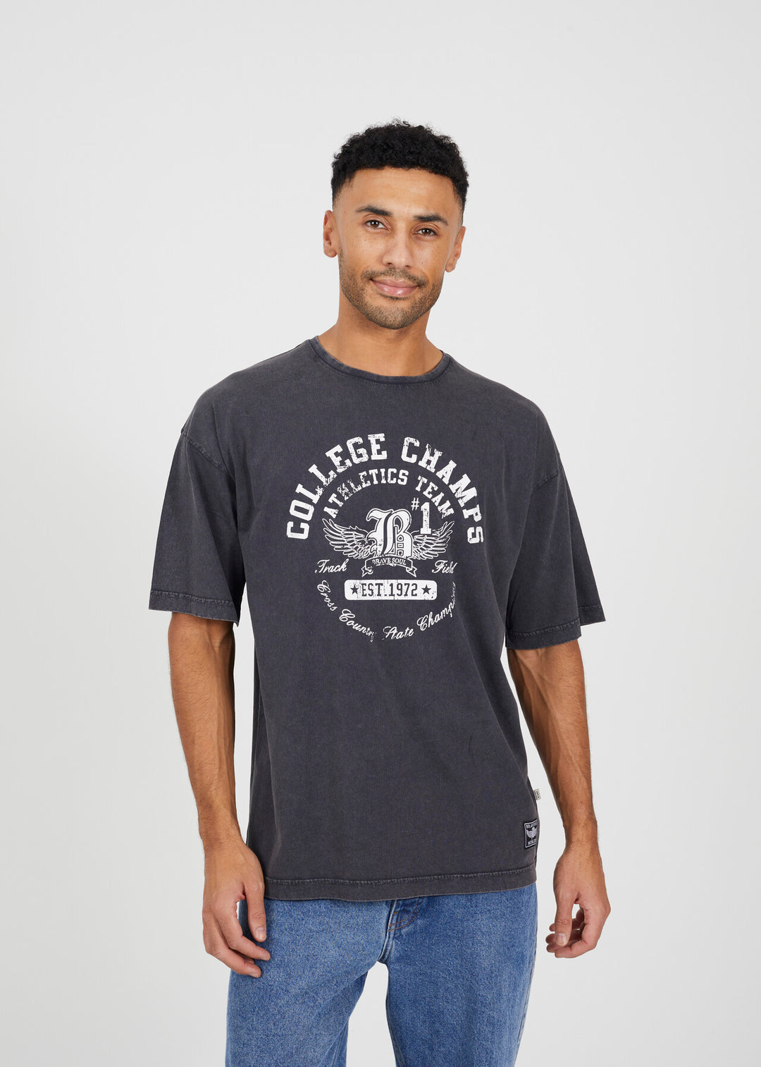 'COLLEGE CAMPUS' PRINTED T-SHIRT