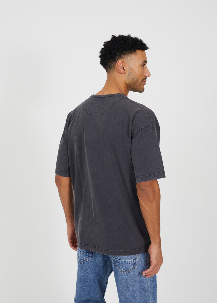 'COLLEGE CAMPUS' PRINTED T-SHIRT