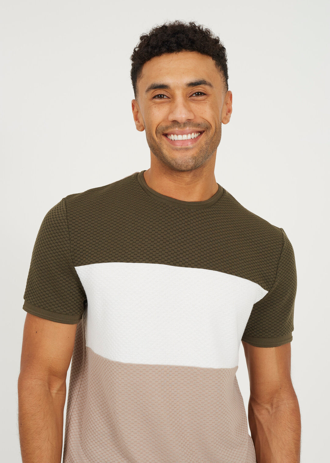 JACQUARD COLOUR BLOCKING T-SHIRT