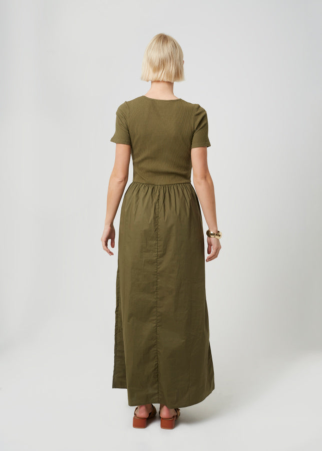 KHAKI