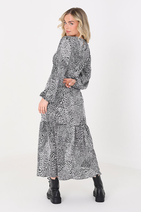 BLACK/WHITE PRINT