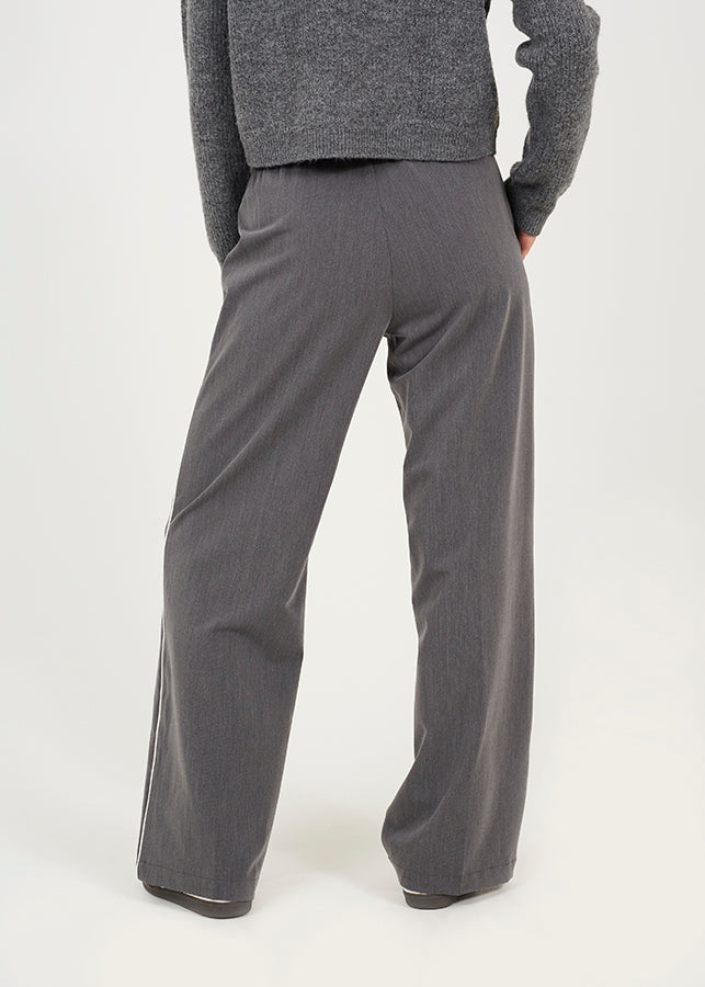 GREY/WHITE