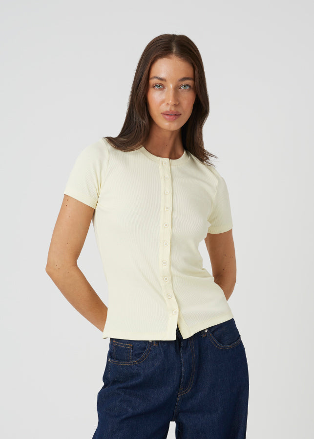PALE LEMON