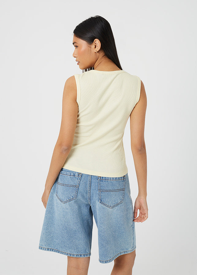 PALE YELLOW